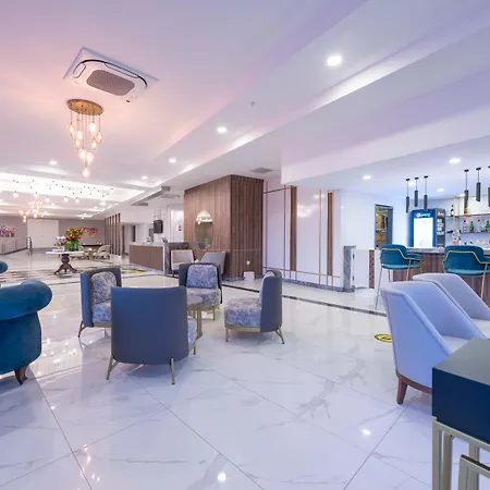 Royal Towers Lara 4*