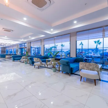 Royal Towers Lara