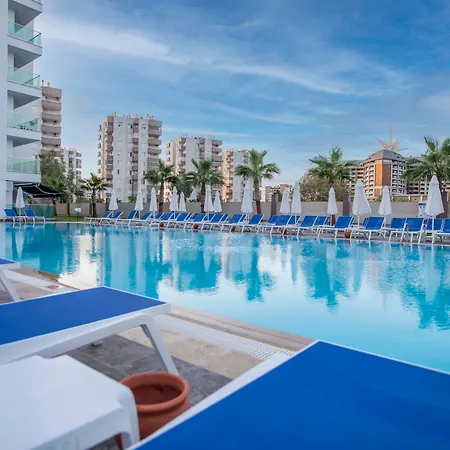 Royal Towers Lara