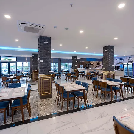 Hotel Royal Towers Lara 4*